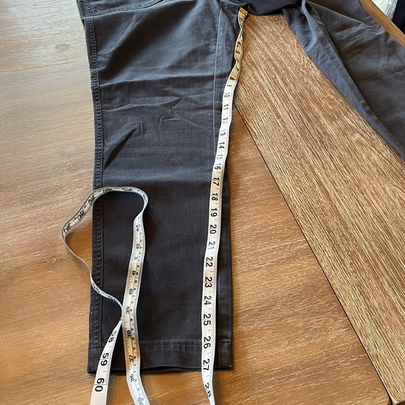 New With a tags Loft Gray Patch Pocket Pants size 10 - Picture 2 of 6